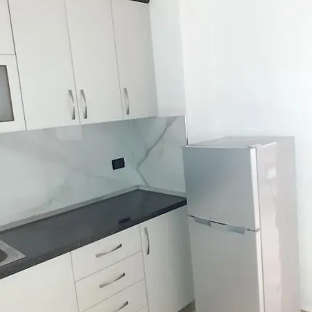 Couple Appartement Vlorë