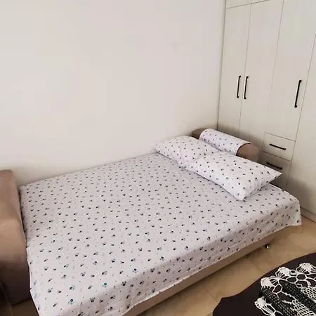 Couple Appartement Vlorë